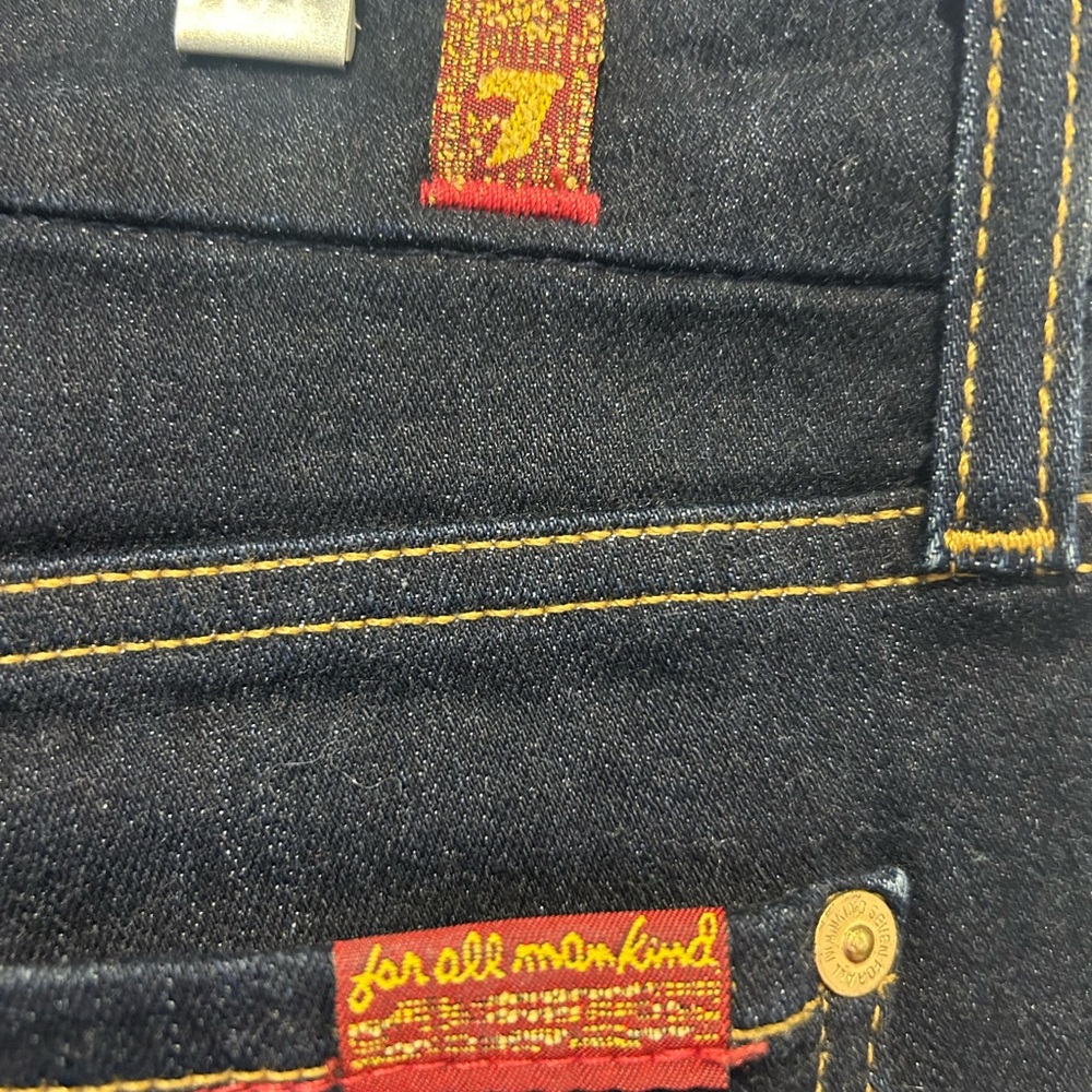 7 For All Mankind Blue Kimmie Crop - Picture 5 of 5